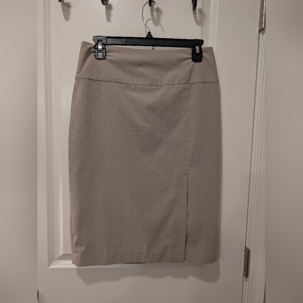 Merona Tan Pencil Skirt Size 6